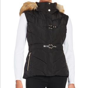 Ivanka Trump black puffer vestibule black. *Didn’t come with fur hood.